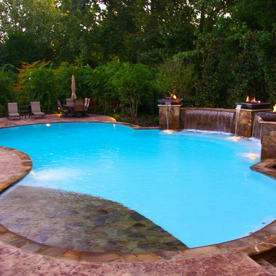 freeform pool with fire features